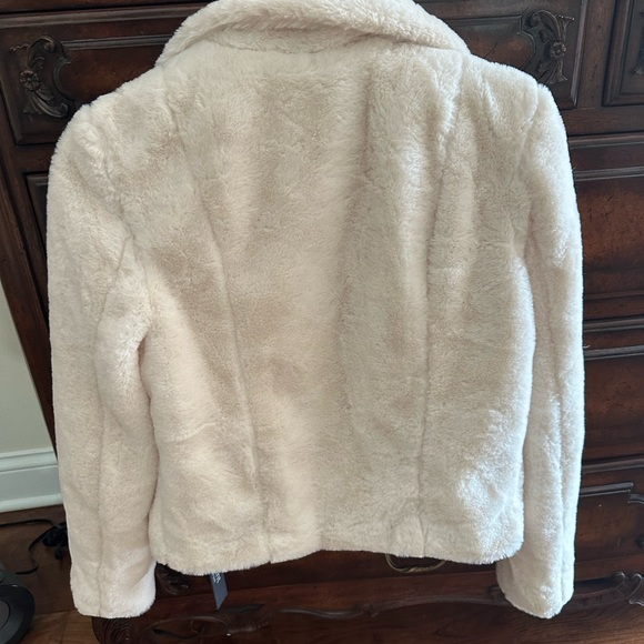 Silent New York  Women's Faux Fur Jacket - Picture 2 of 6